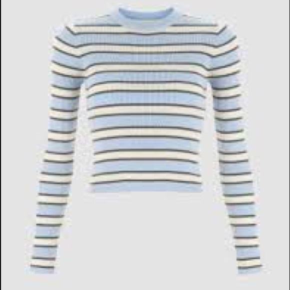 NWOT Adorable striped cropped long sleeve T - Picture 1 of 3